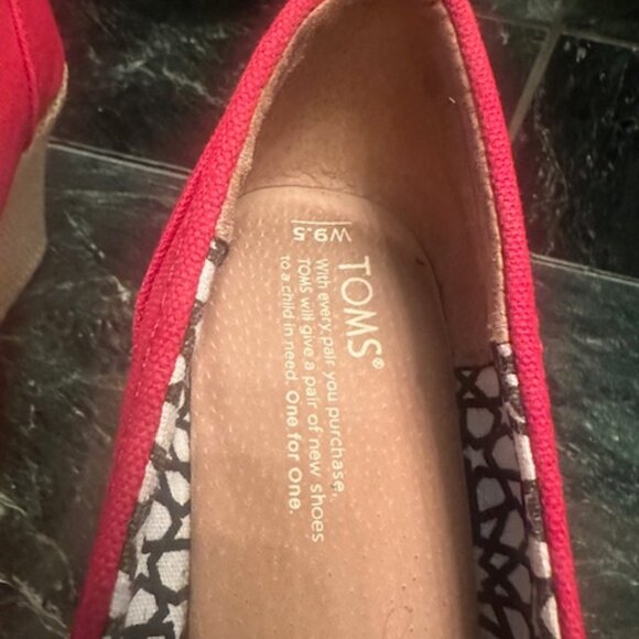 Toms Women's Wedges Red Calypso Canvas Espadrille Slip On Peep Toe-SIZE 9.5 - Picture 11 of 13